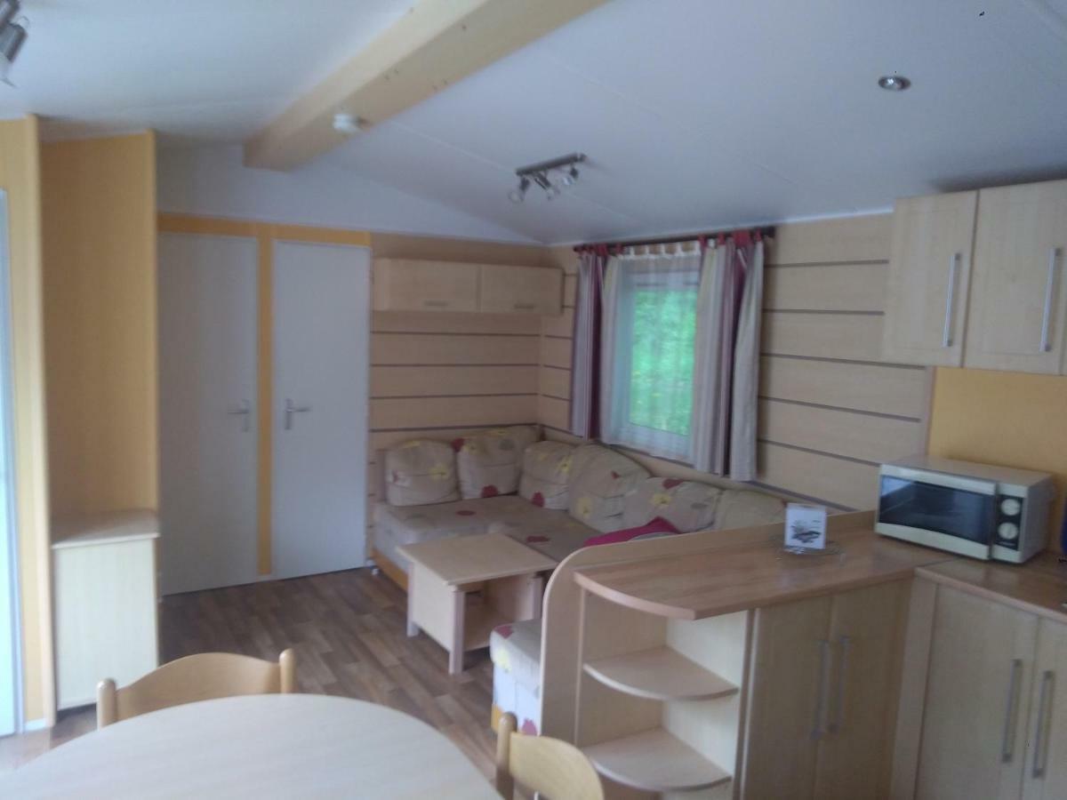 Camping Les Lupins Seppois-le-Bas Buitenkant foto